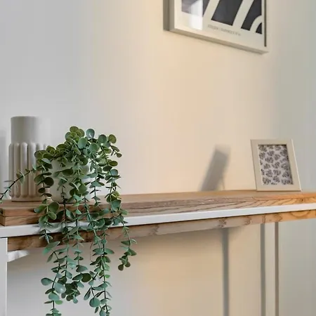 Le Neptune ~ Centre-ville ~ Climatisation Apartment *